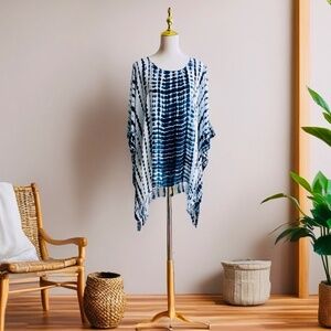 0098/ White and Navy  Blue Tie Dye  Poncho with fringed, Short Kaftan